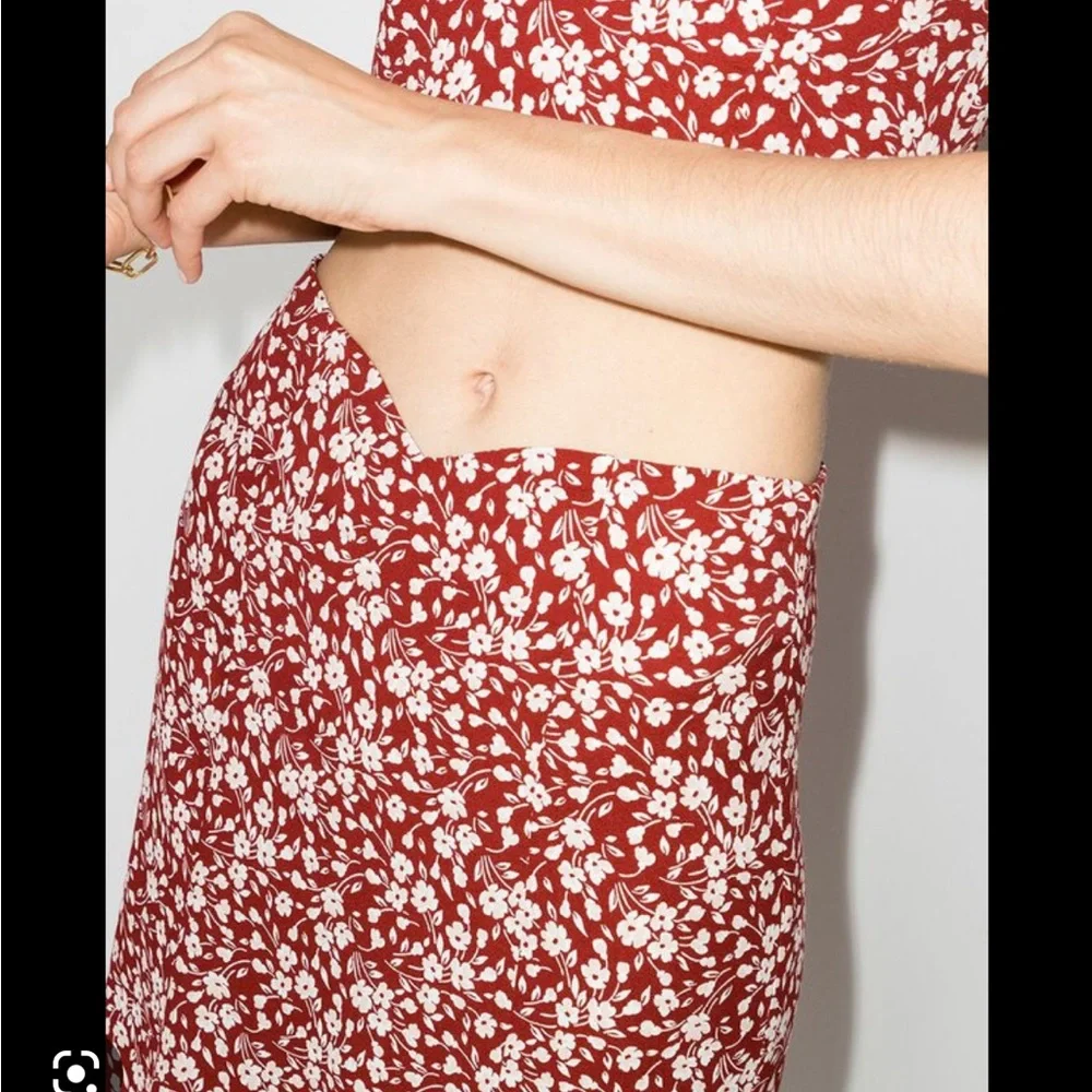 Reformation Ursula Two Piece - Picture 8 of 13